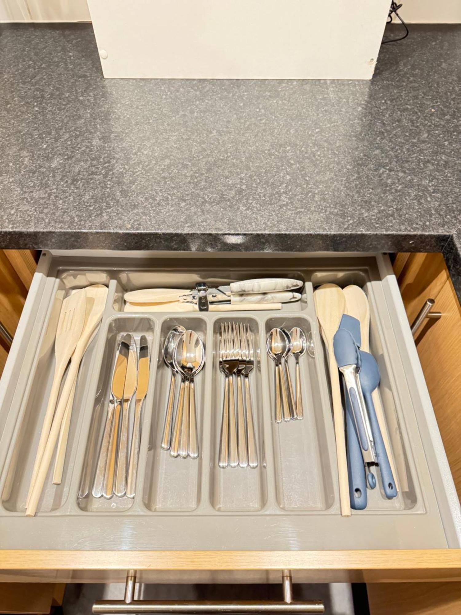 The Vogue Stay, 3 Bedrooms, 2 Bathrooms, Ideal For Jr & Oxford Hospitals, Free Carpark, Conveniently Located For Ring Road Access, 2 Miles From Oxford City Centre Easy Car & Bus Route 외부 사진